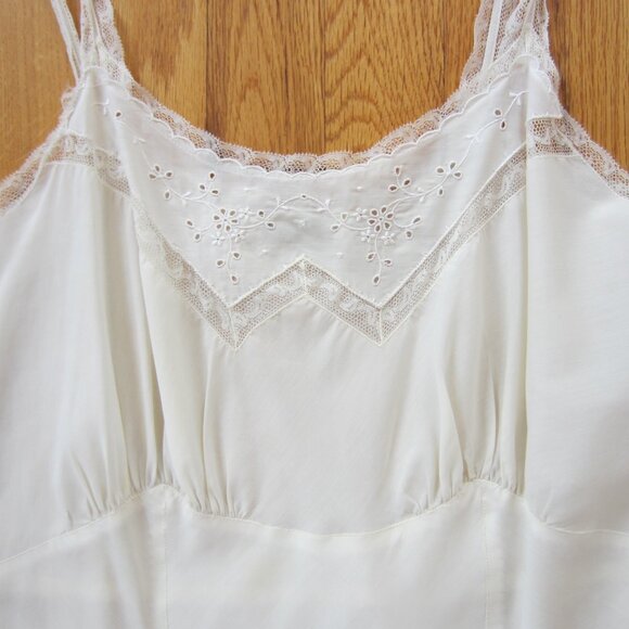 Barbizon Vintage Ivory Lace Embroidered Pleated Ruff Slip Little Miss 12 Rio - Picture 13 of 16